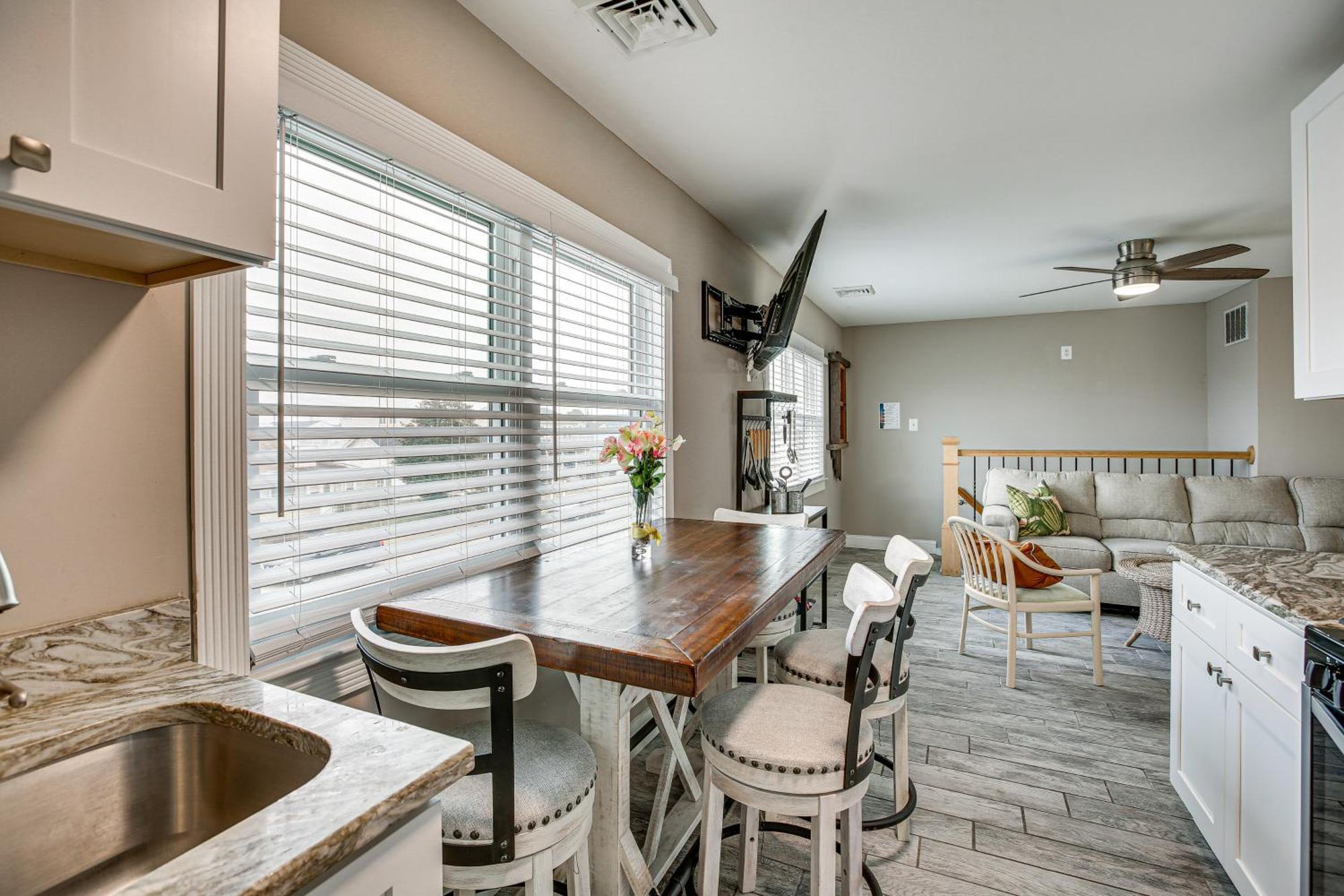 Bright Duplex Condo Walk To Brigantine Beach! Экстерьер фото